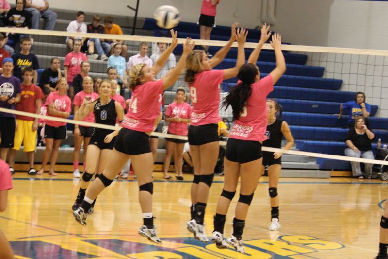 Wahoo Public Schools Warrior Volleyball Ends 2011 Season with 2111 Record